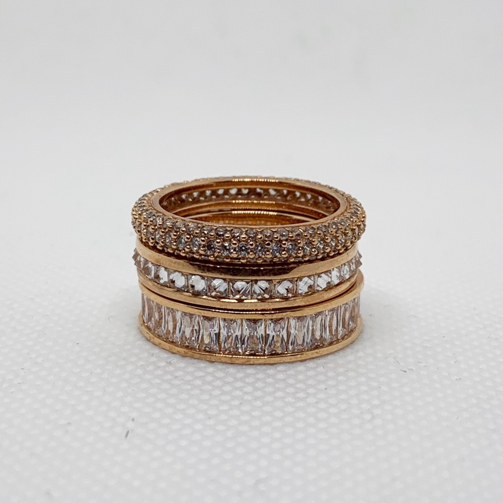 Henri Bendel The Henri Stack Ring Set